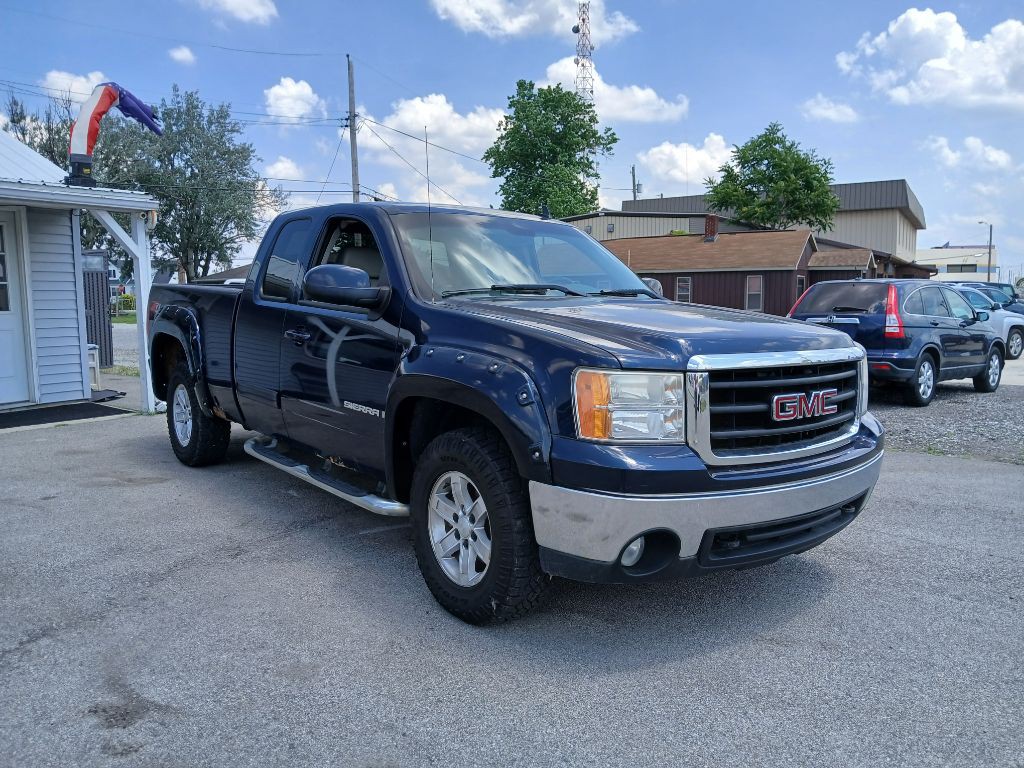 2008 GMC Sierra Image 3