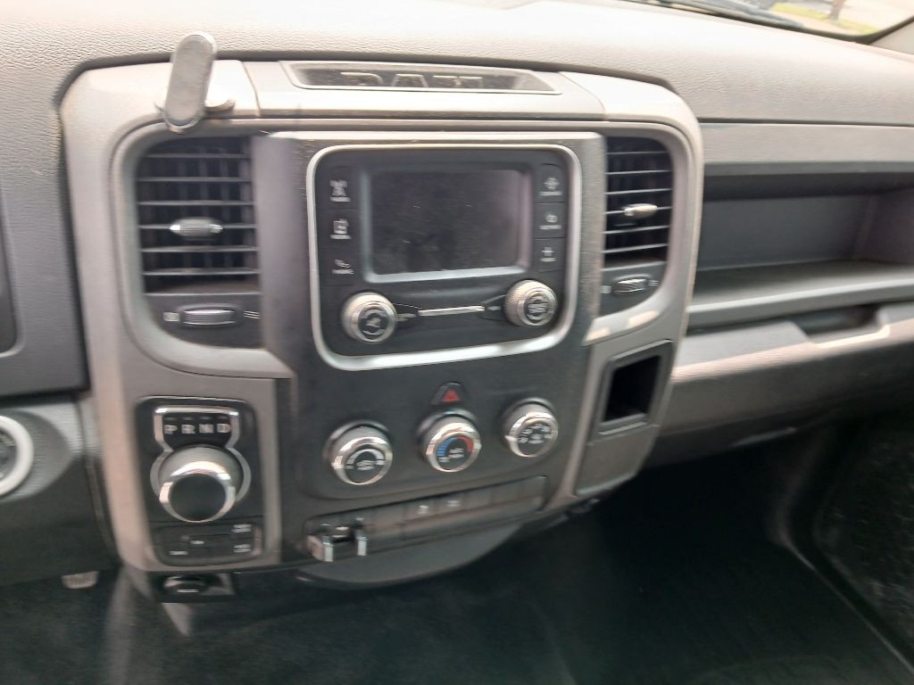 2015 RAM 1500 Image 7