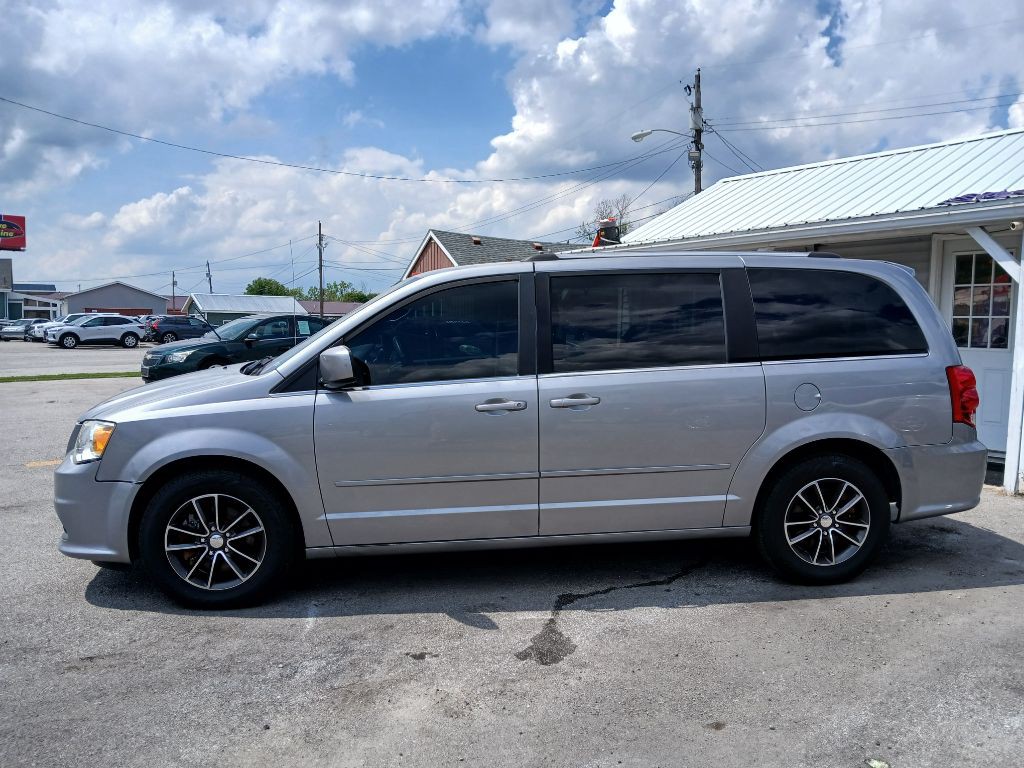 2017 Dodge Grand Caravan Image 3