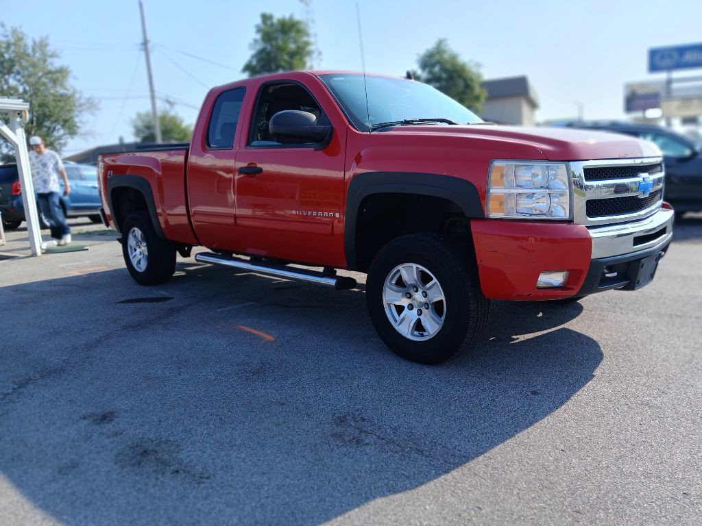 2009 Chevrolet Silverado 1500 Image 2