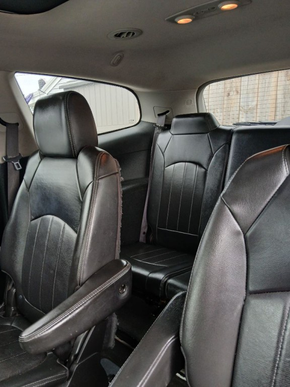 2015 Buick Enclave Image 7