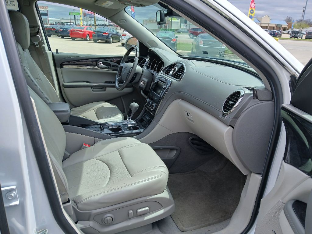 2016 Buick Enclave Image 4