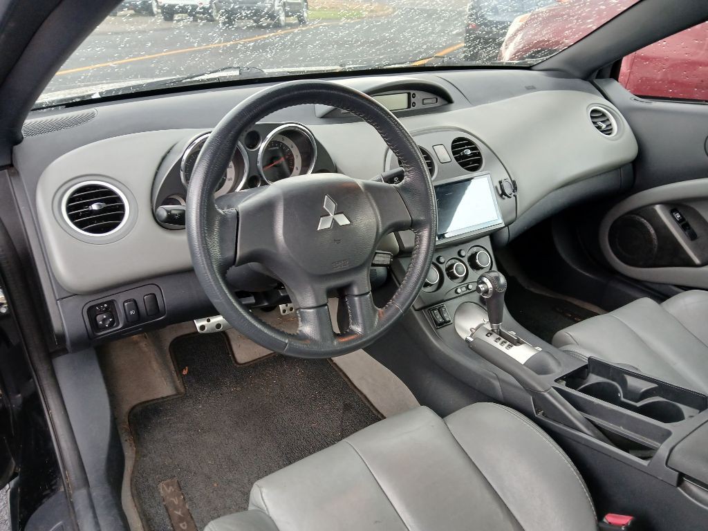 2009 Mitsubishi Eclipse Image 3