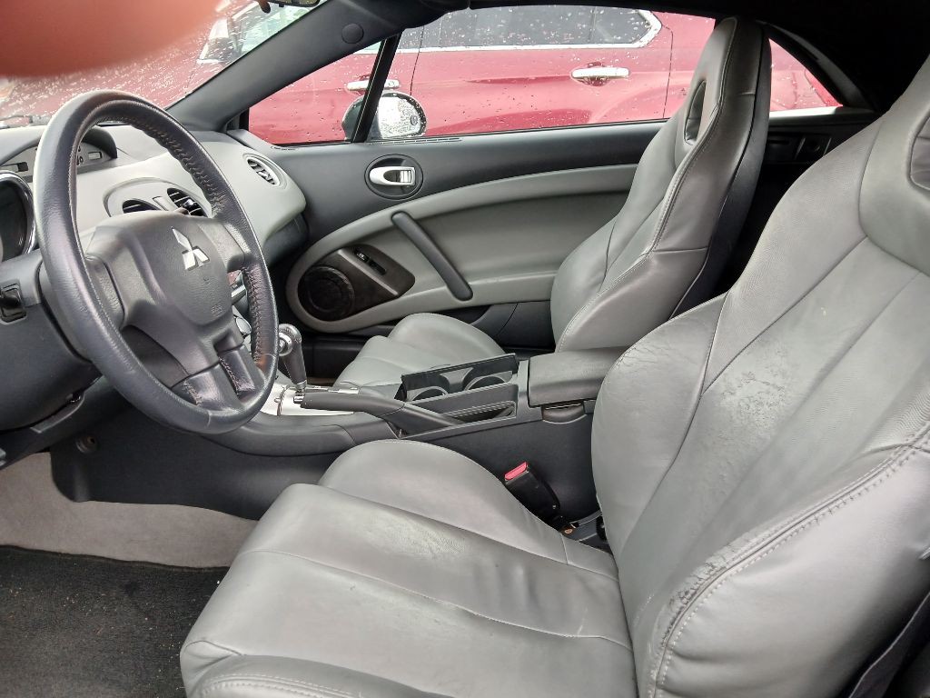 2009 Mitsubishi Eclipse Image 4