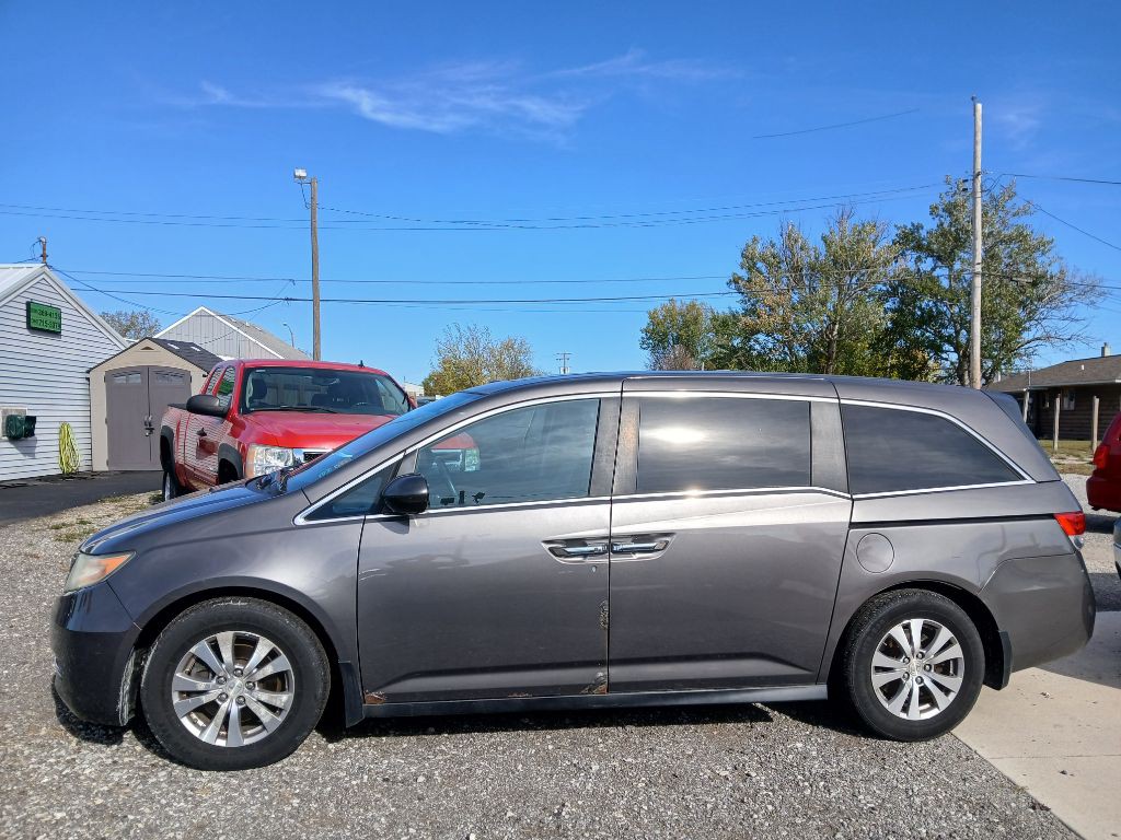 2015 Honda Odyssey Image 3