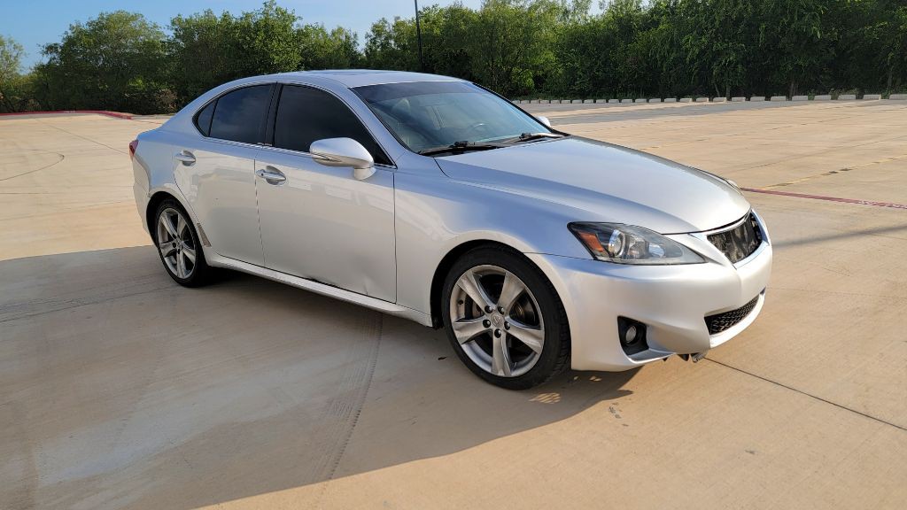 2012 Lexus IS Image 4