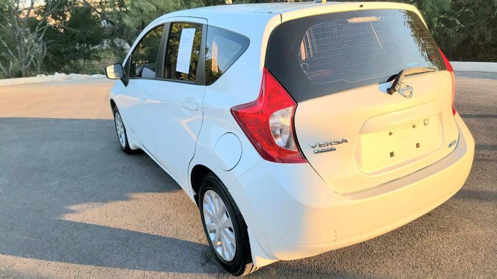 2015 Nissan Versa Image 10