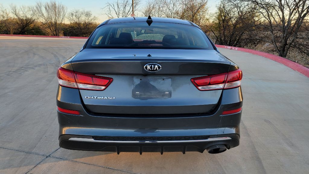 2020 Kia Optima Image 6