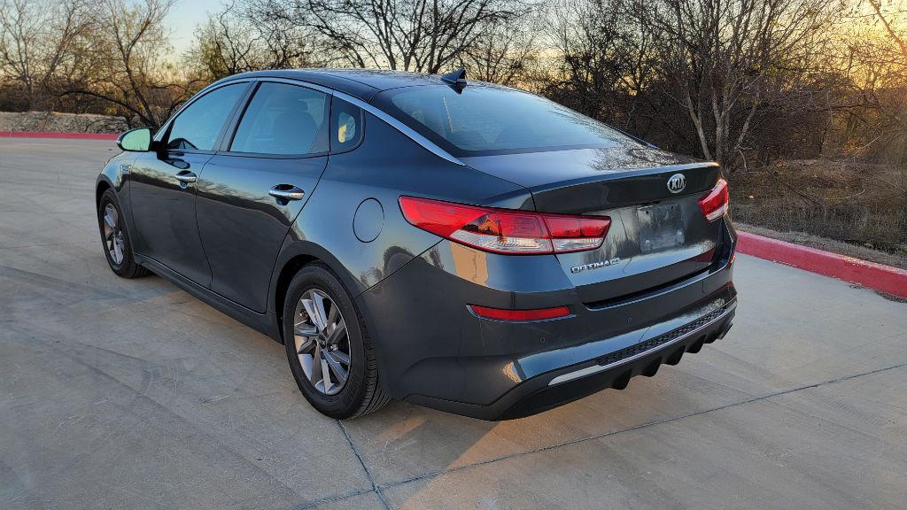 2020 Kia Optima Image 9