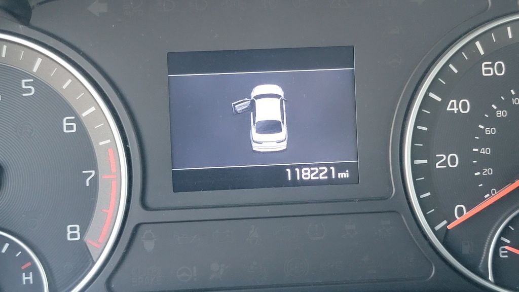 2020 Kia Optima Image 10