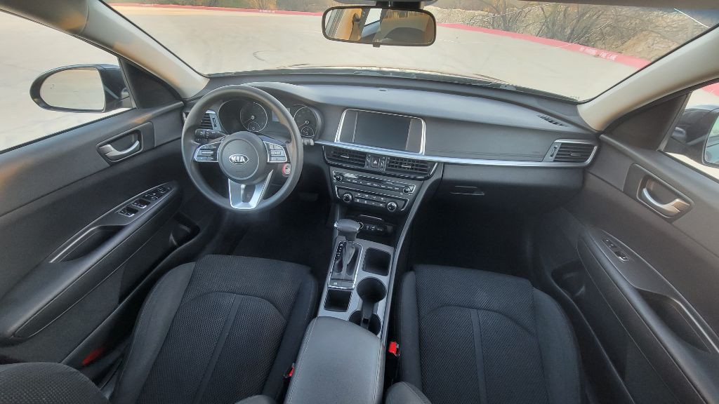 2020 Kia Optima Image 17