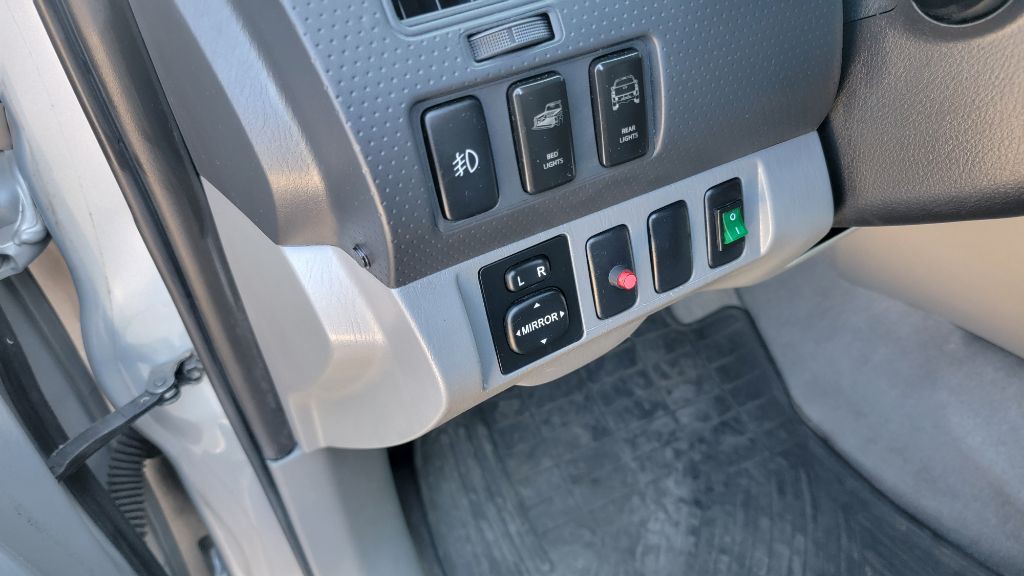 2008 Toyota Tacoma Image 20