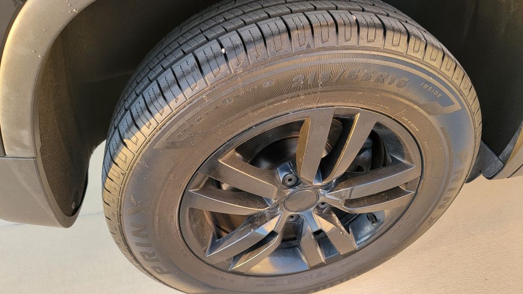 2012 Volkswagen Tiguan Image 8