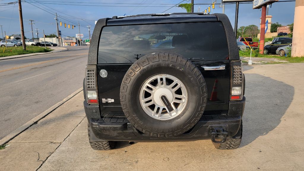 2006 HUMMER H3 Image 9