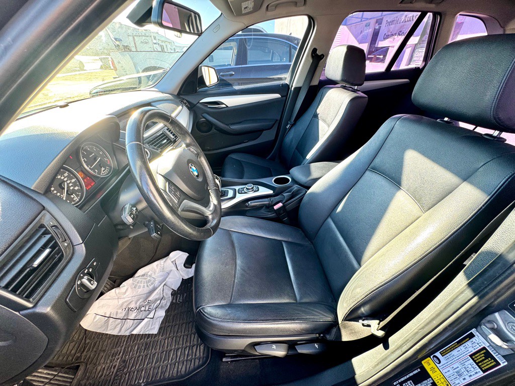 2013 BMW X1 Image 10