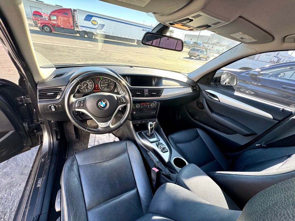 2013 BMW X1 Image 13