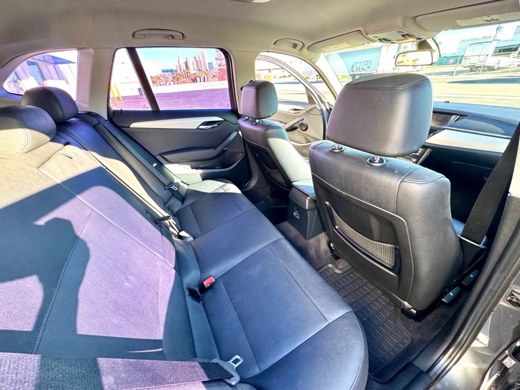 2013 BMW X1 Image 14