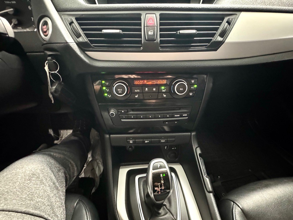 2013 BMW X1 Image 27