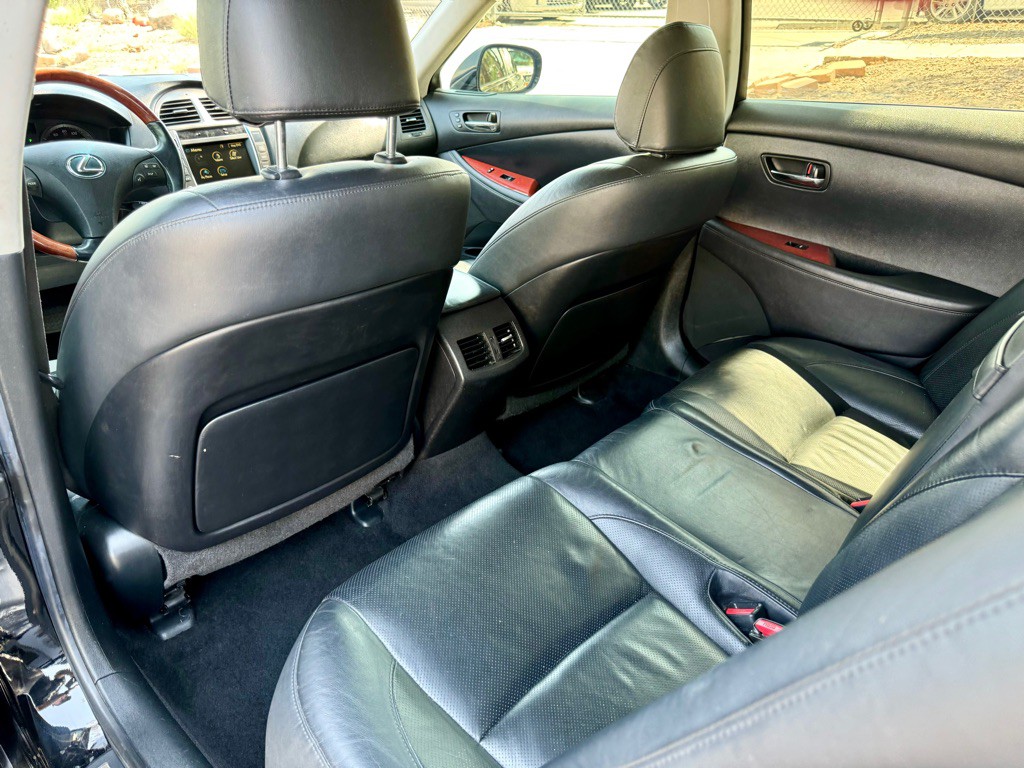 2007 Lexus ES 350 Image 16
