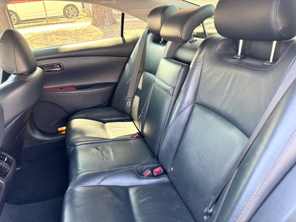 2007 Lexus ES 350 Image 17