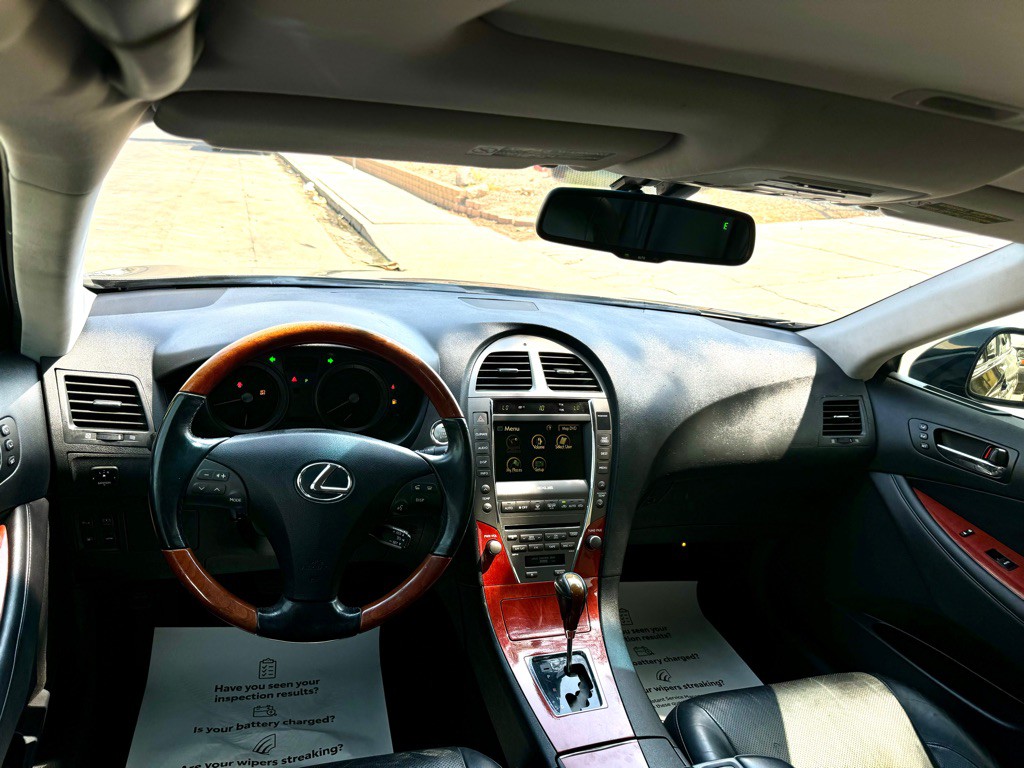 2007 Lexus ES 350 Image 18
