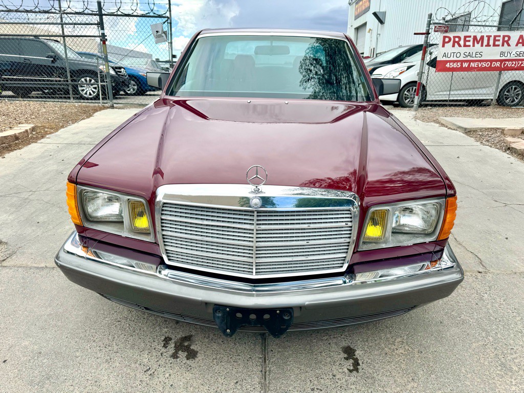 1985 Mercedes-Benz 500 Image 2