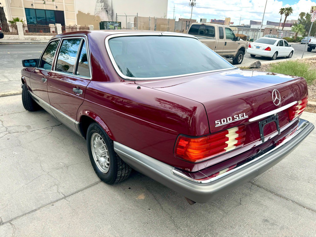 1985 Mercedes-Benz 500 Image 5