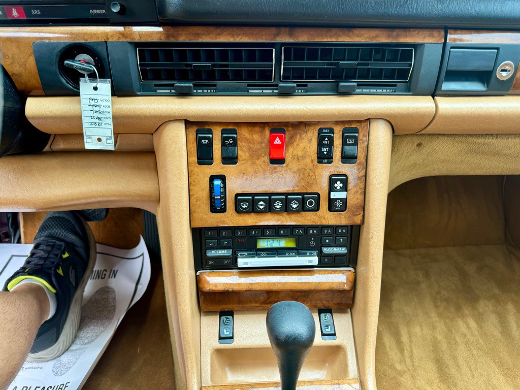 1985 Mercedes-Benz 500 Image 29