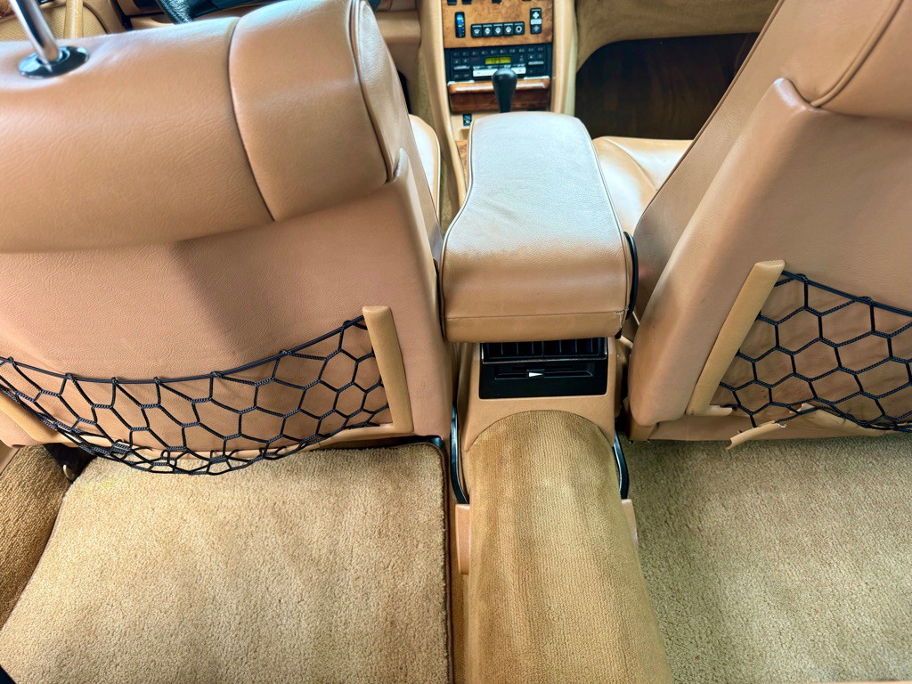 1985 Mercedes-Benz 500 Image 34