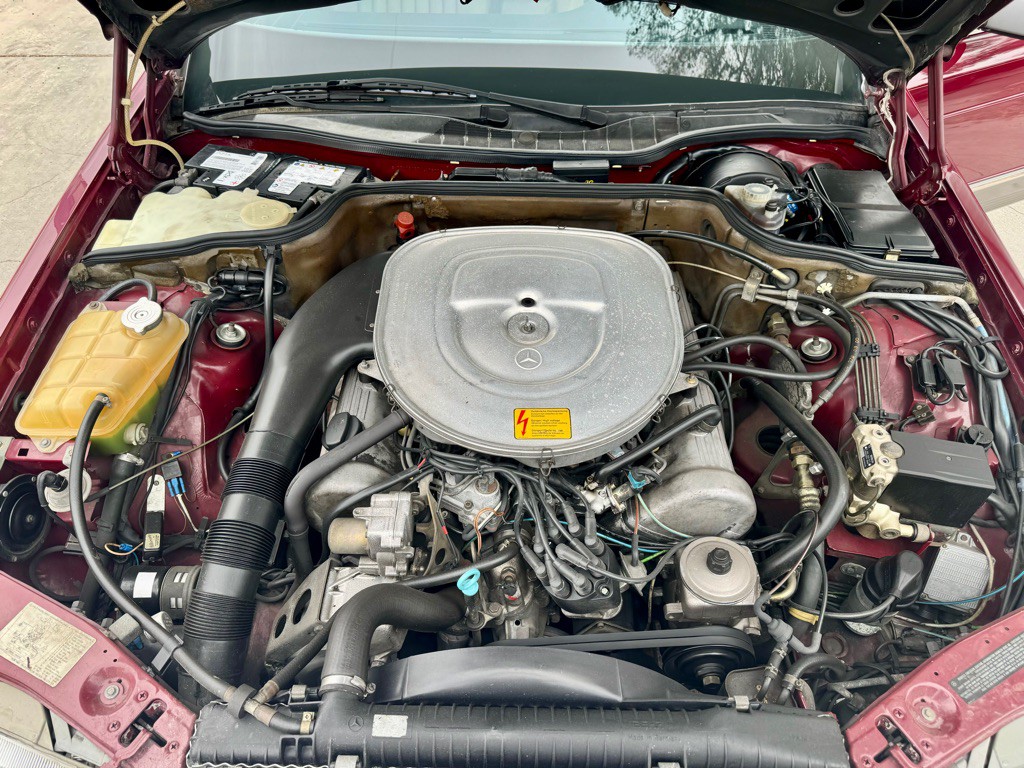 1985 Mercedes-Benz 500 Image 38