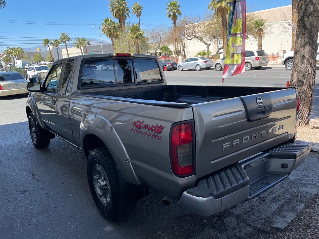 2003 Nissan Frontier Image 26