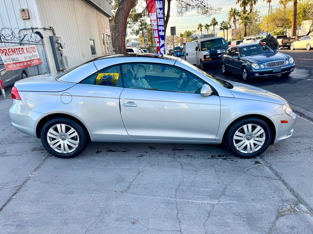 2008 Volkswagen Eos Image 4