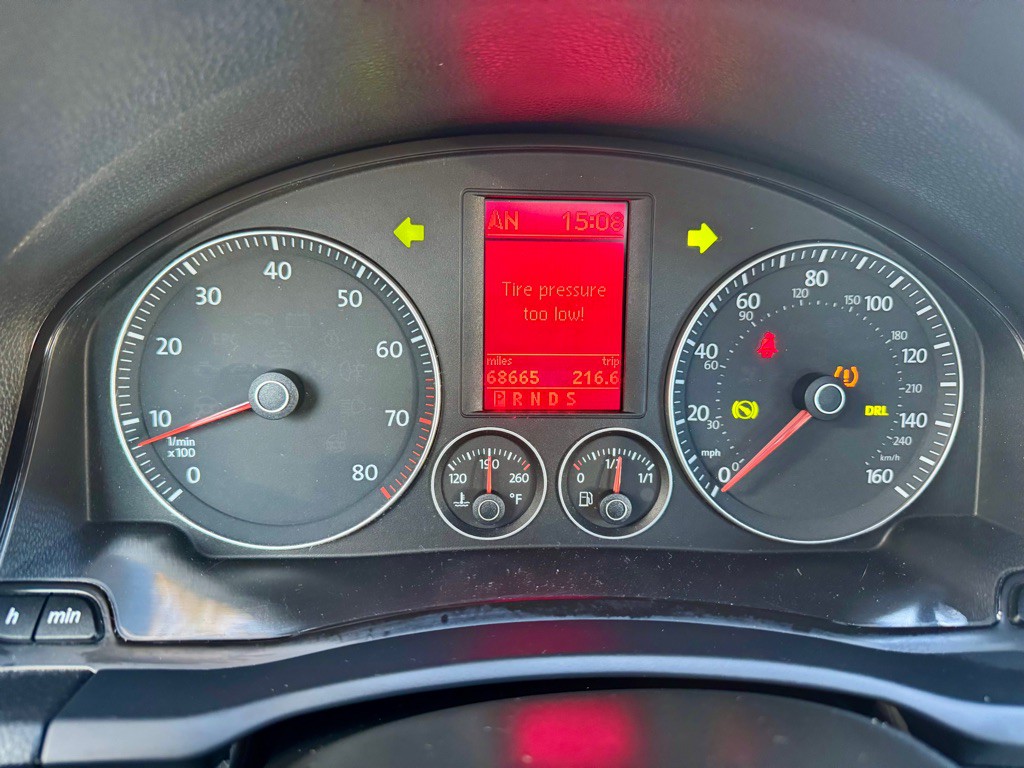 2008 Volkswagen Eos Image 11