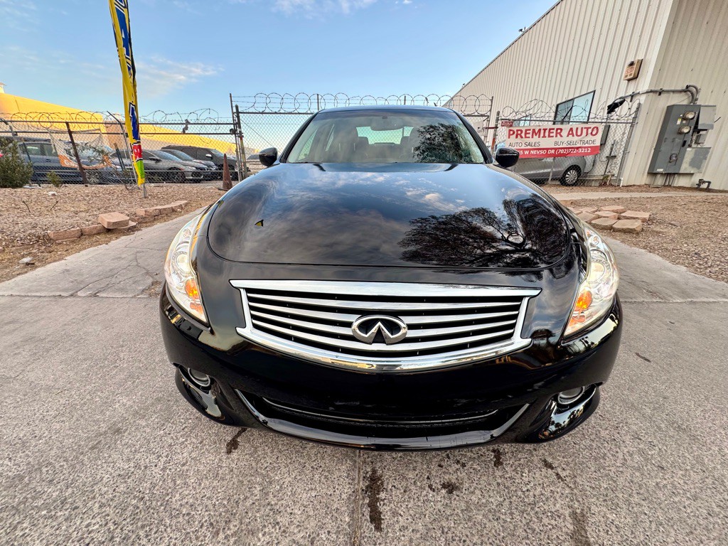 2013 INFINITI G37 Image 3