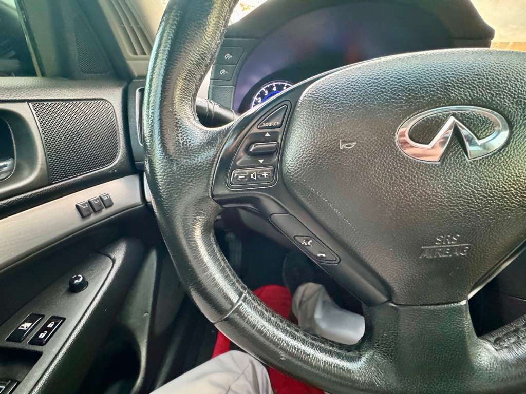 2013 INFINITI G37 Image 19