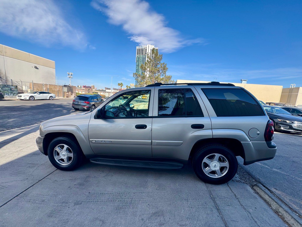 2003 Chevrolet Trailblazer Image 8