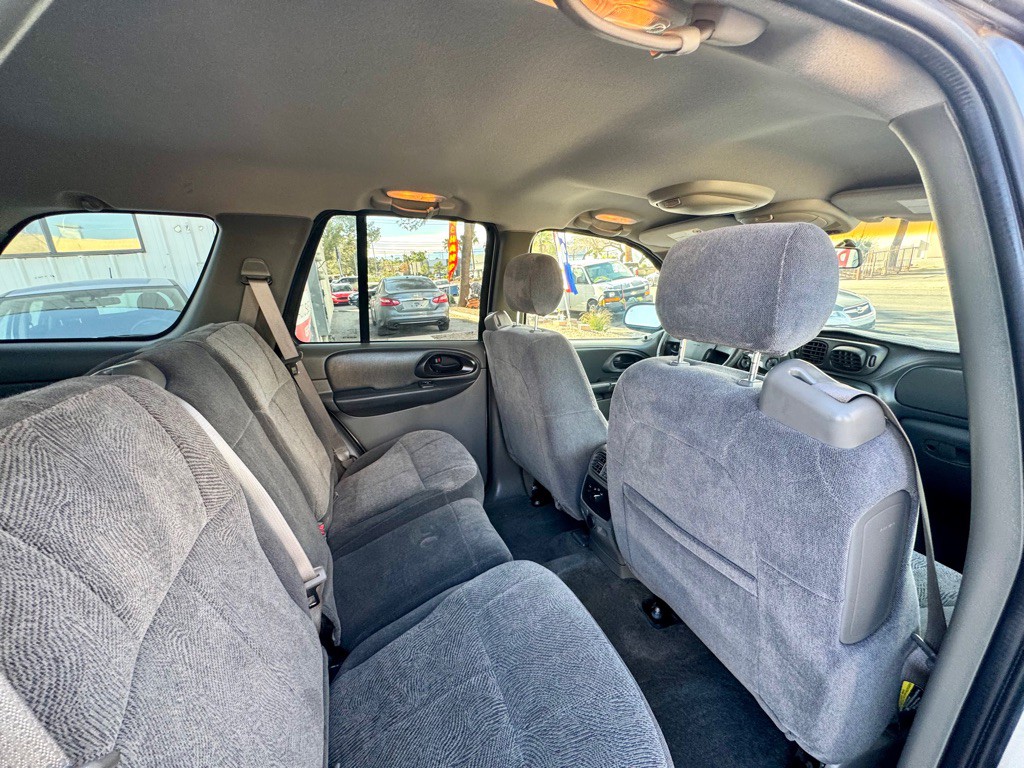 2003 Chevrolet Trailblazer Image 16