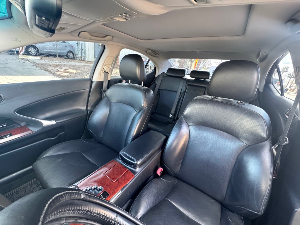 2008 Lexus IS 350 Image 16