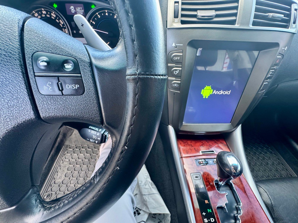 2008 Lexus IS 350 Image 21