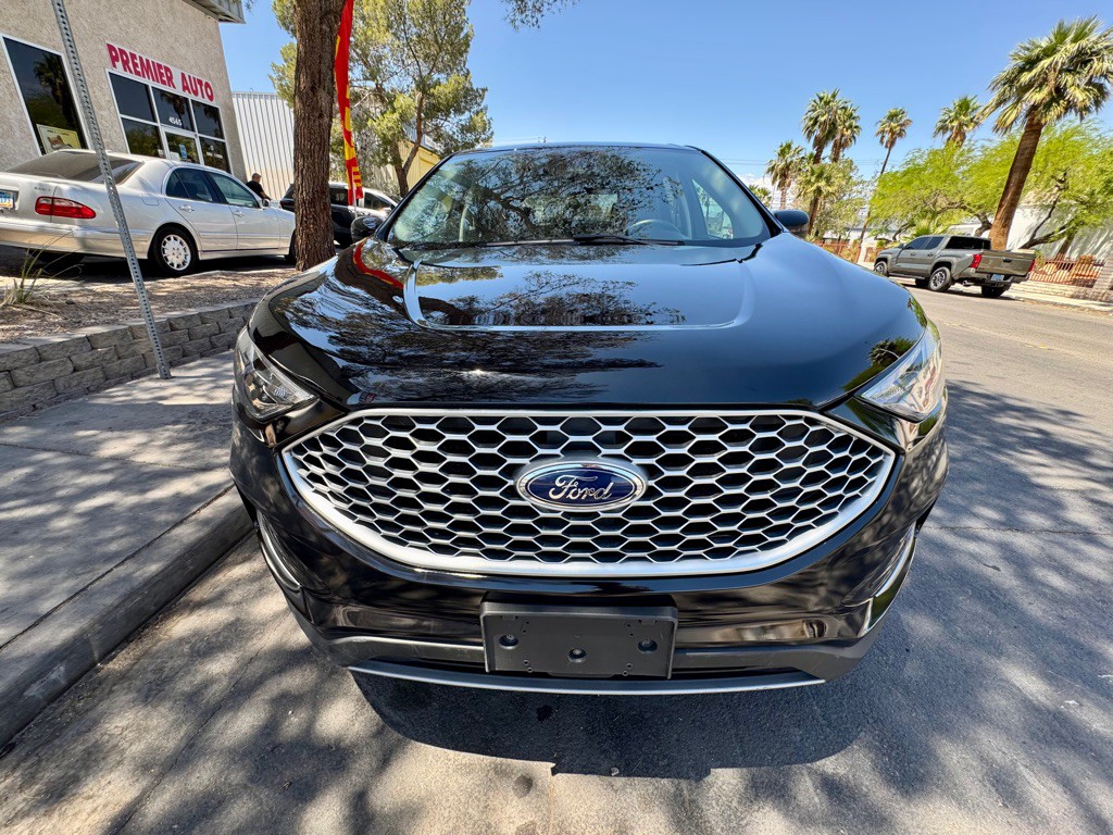 2023 Ford Edge Image 2