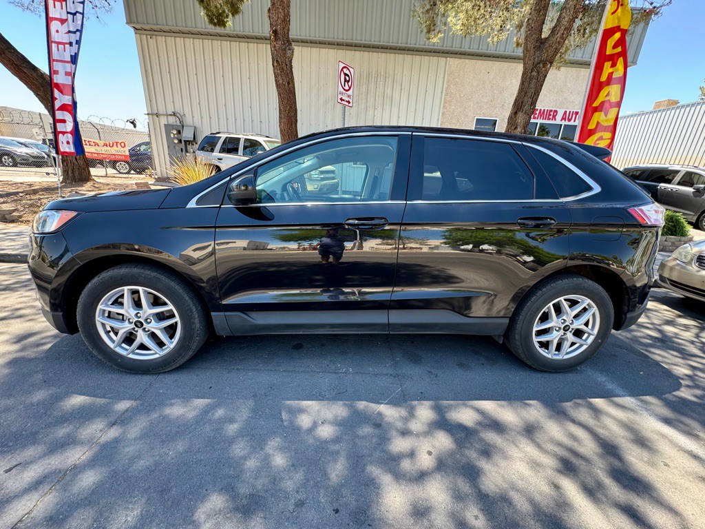 2023 Ford Edge Image 8