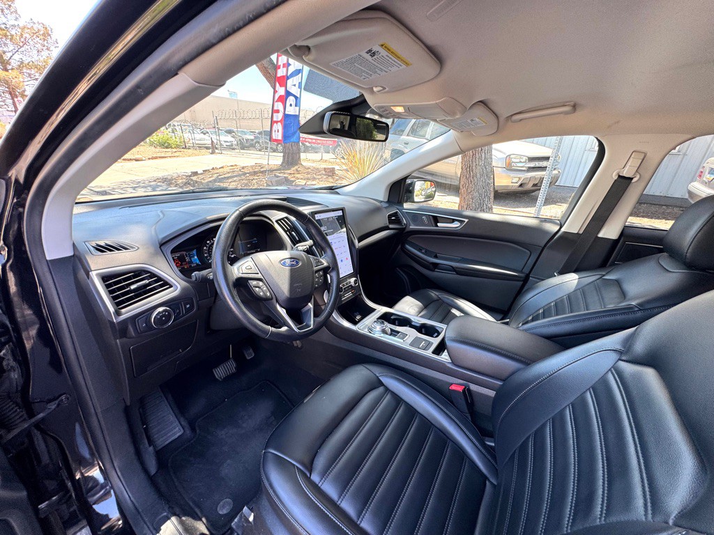 2023 Ford Edge Image 10