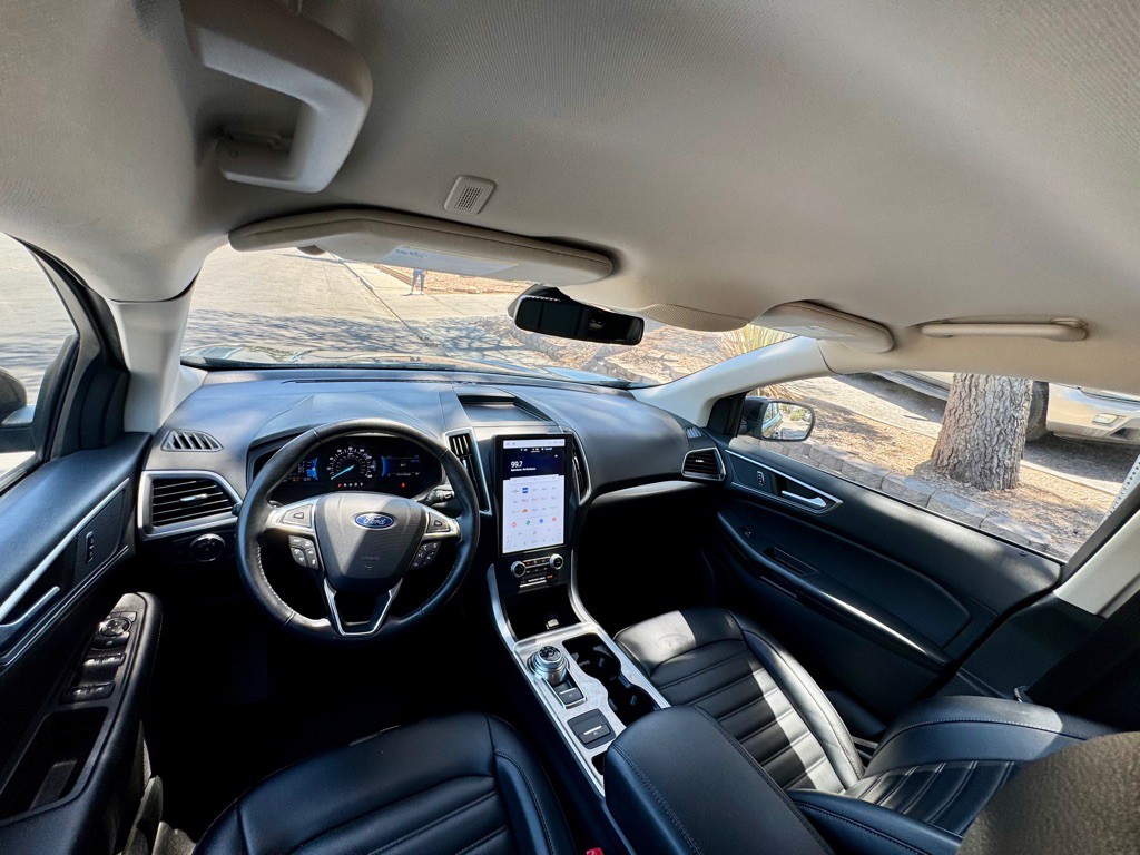 2023 Ford Edge Image 13