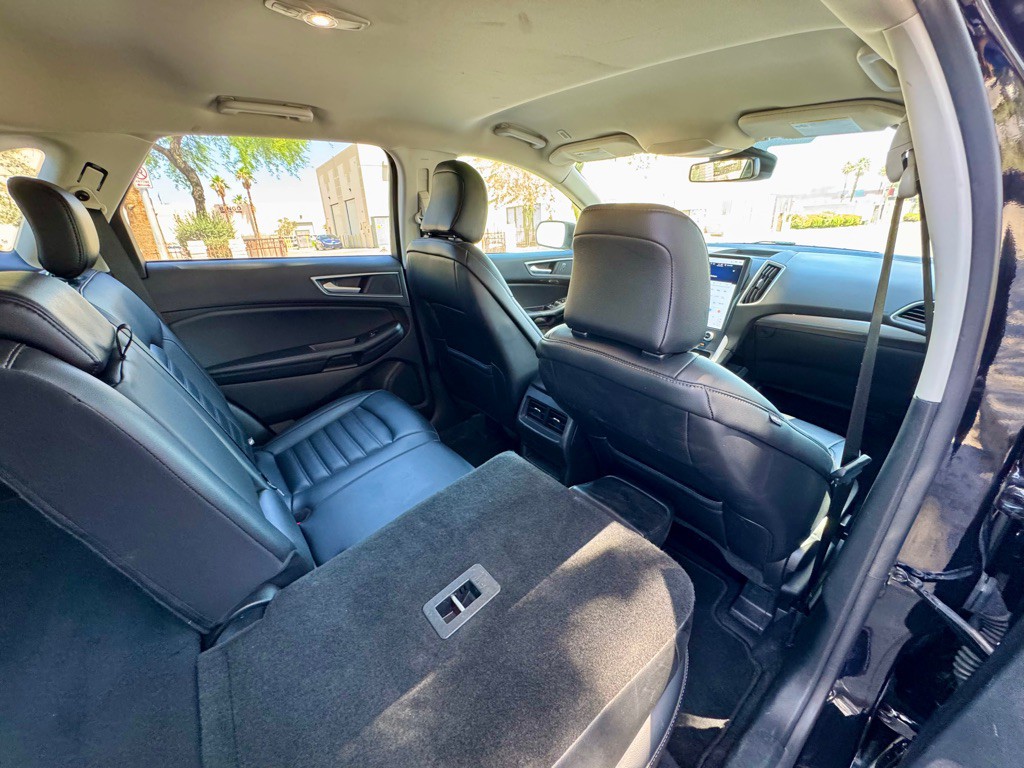 2023 Ford Edge Image 16