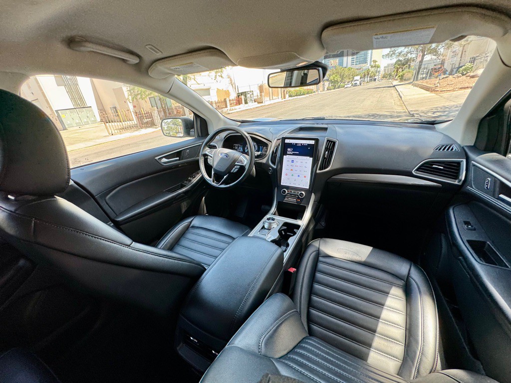 2023 Ford Edge Image 18
