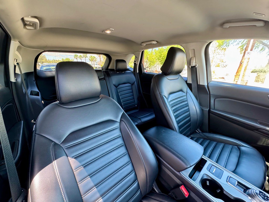 2023 Ford Edge Image 21