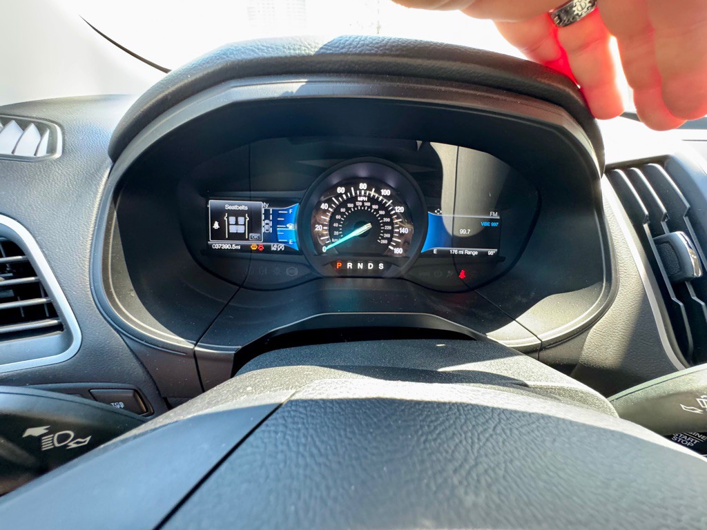 2023 Ford Edge Image 23