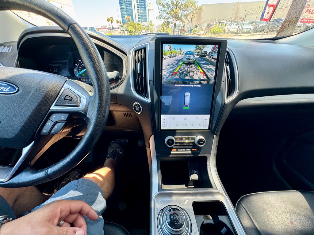 2023 Ford Edge Image 24