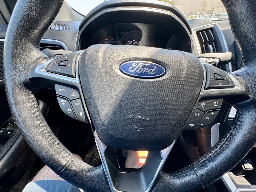 2023 Ford Edge Image 25