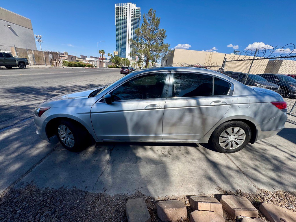 2009 Honda Accord Image 8